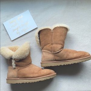 Chestnut Ugg Boots with Button